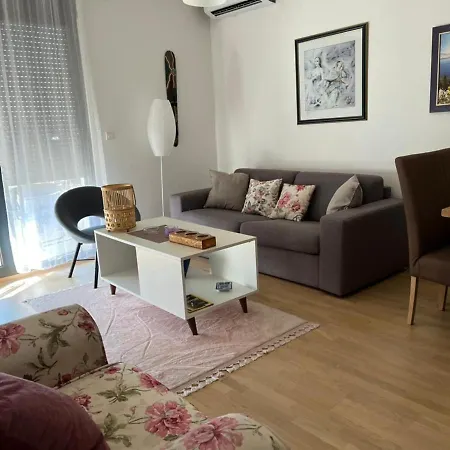 Lovely Modern Lux Flat Near To The Center * Podgorica