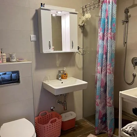 Lovely Modern Lux Flat Near To The Center *
