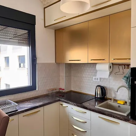 Lovely Modern Lux Flat Near To The Center *