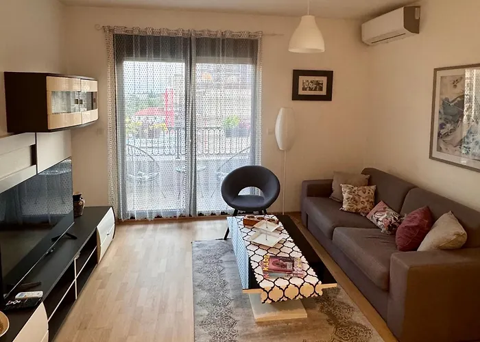 Lovely Modern Lux Flat Near To The Center Appartement Podgorica